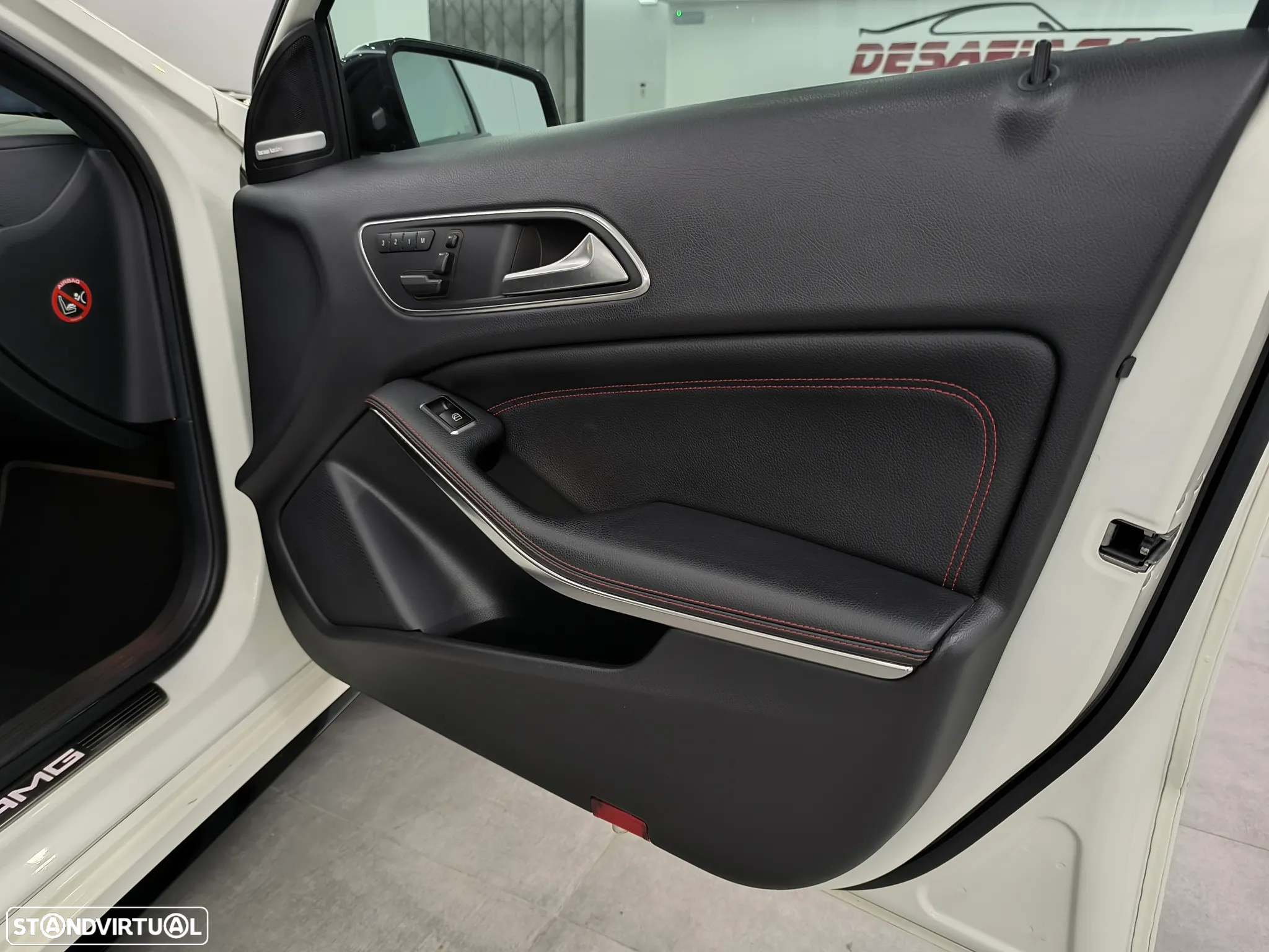 Mercedes-Benz A 45 AMG 4Matic Speedshift 7G-DCT - 29