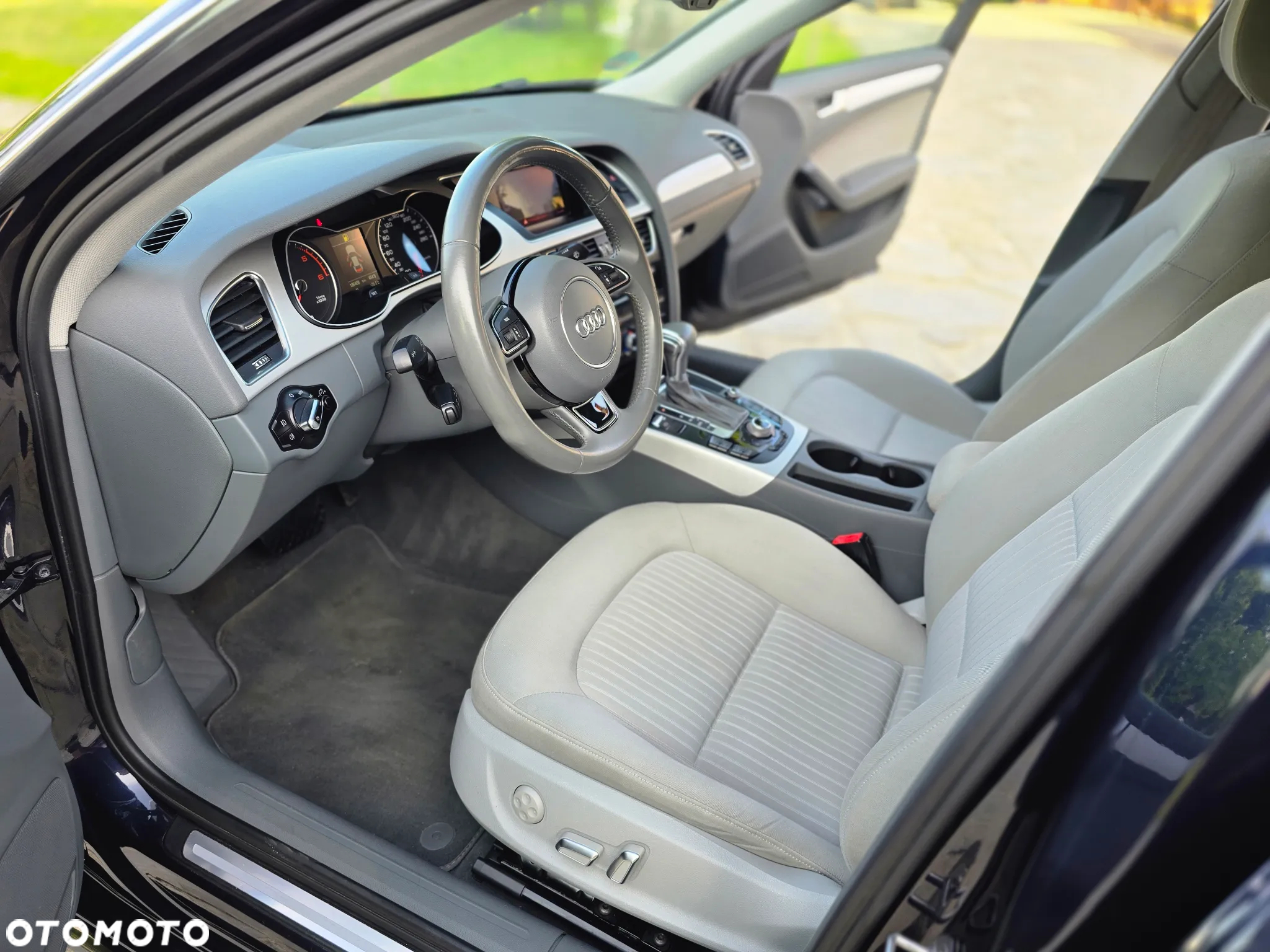 Audi A4 2.0 TDI DPF clean diesel quattro S tronic S line Sportpaket - 24