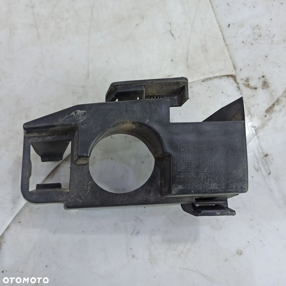 KRATKA LEWA ZDERZAKA PEUGEOT 308 T9 FL LIFT 18R- - 9
