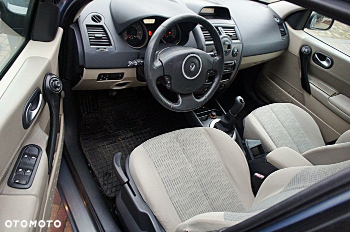 Renault Megane 1.4 Avantage - 4