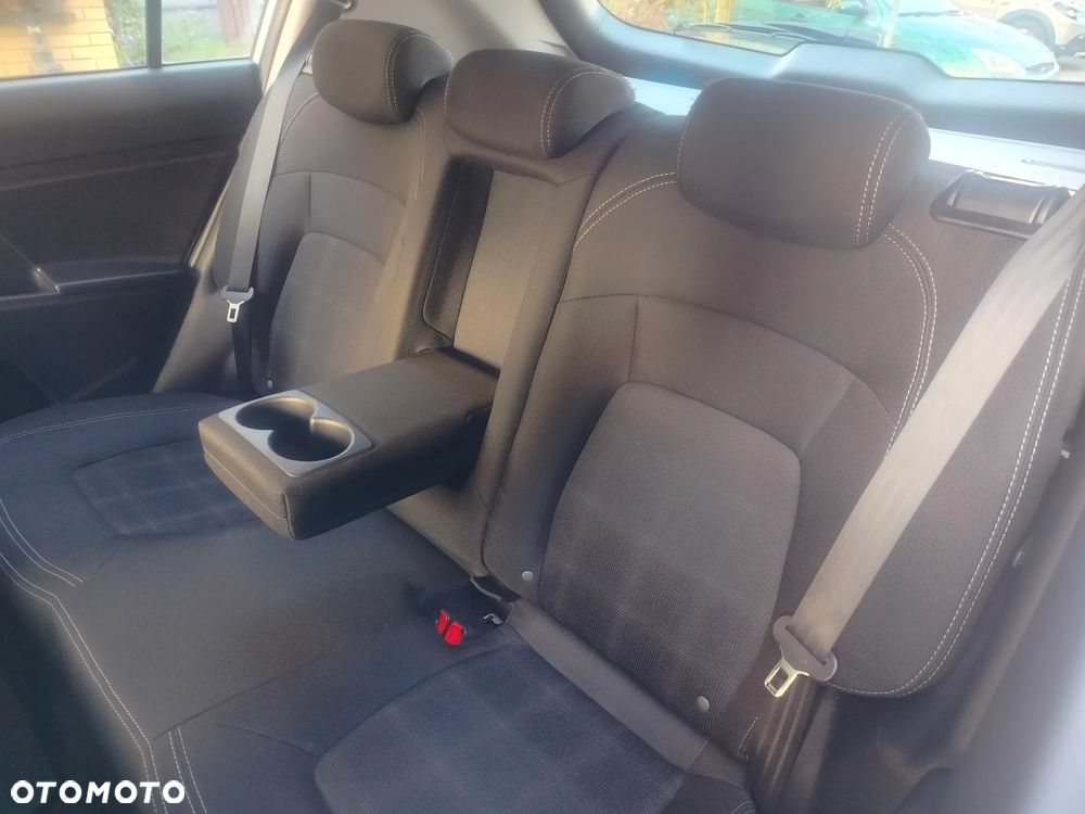 Kia Sportage - 16