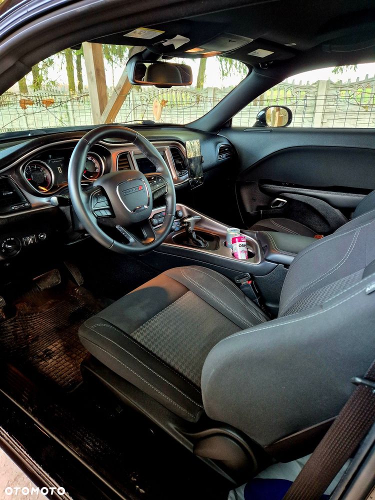 Dodge Challenger 3.6 GT AWD - 14