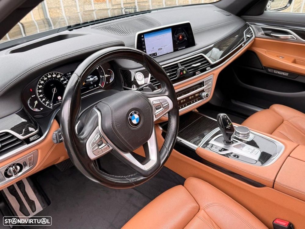 BMW 730 d Pack M Auto - 17