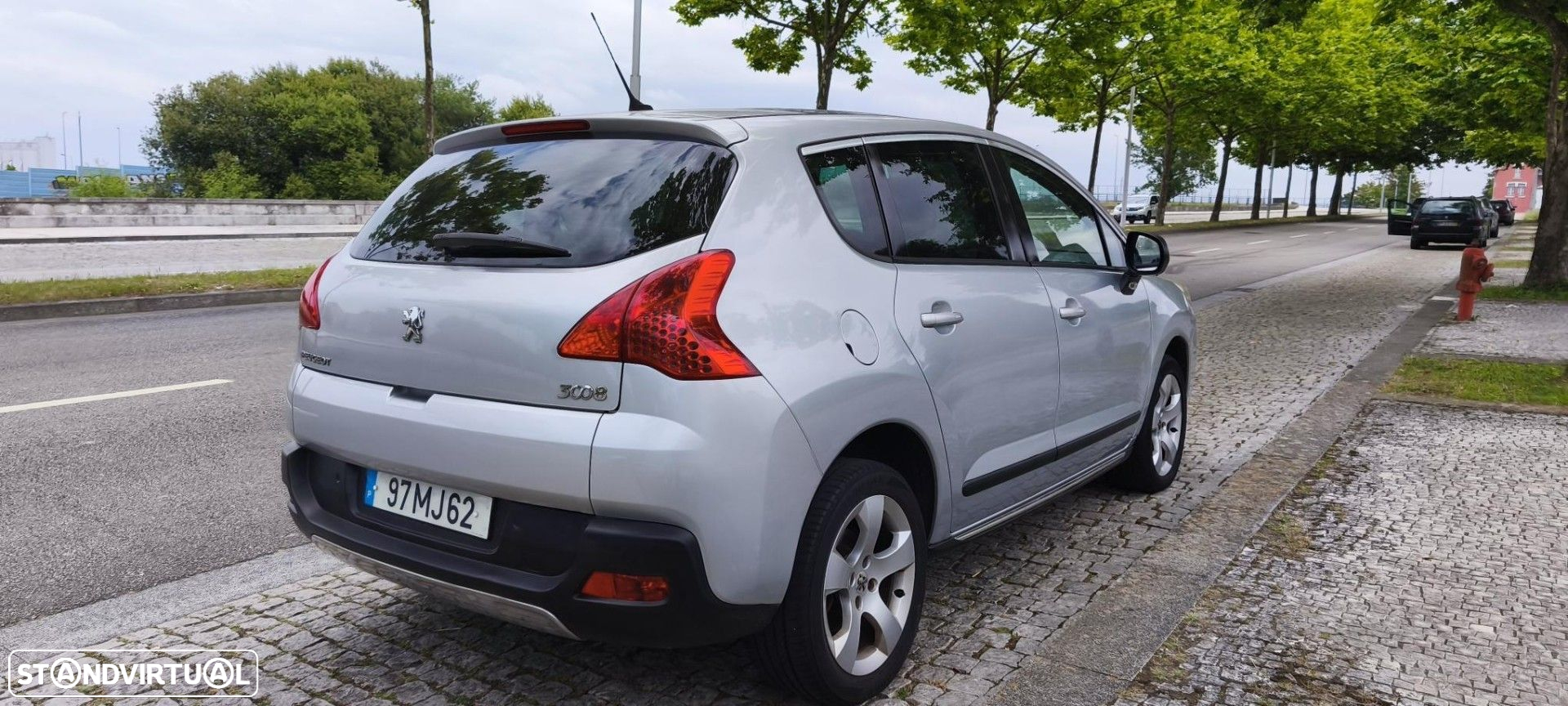 Peugeot 3008 1.6 HDi Executive - 5