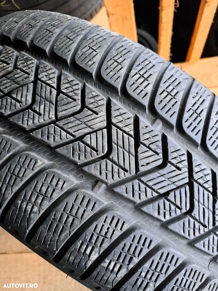 O anvelopa 235/55 R19 Pirelli - 2