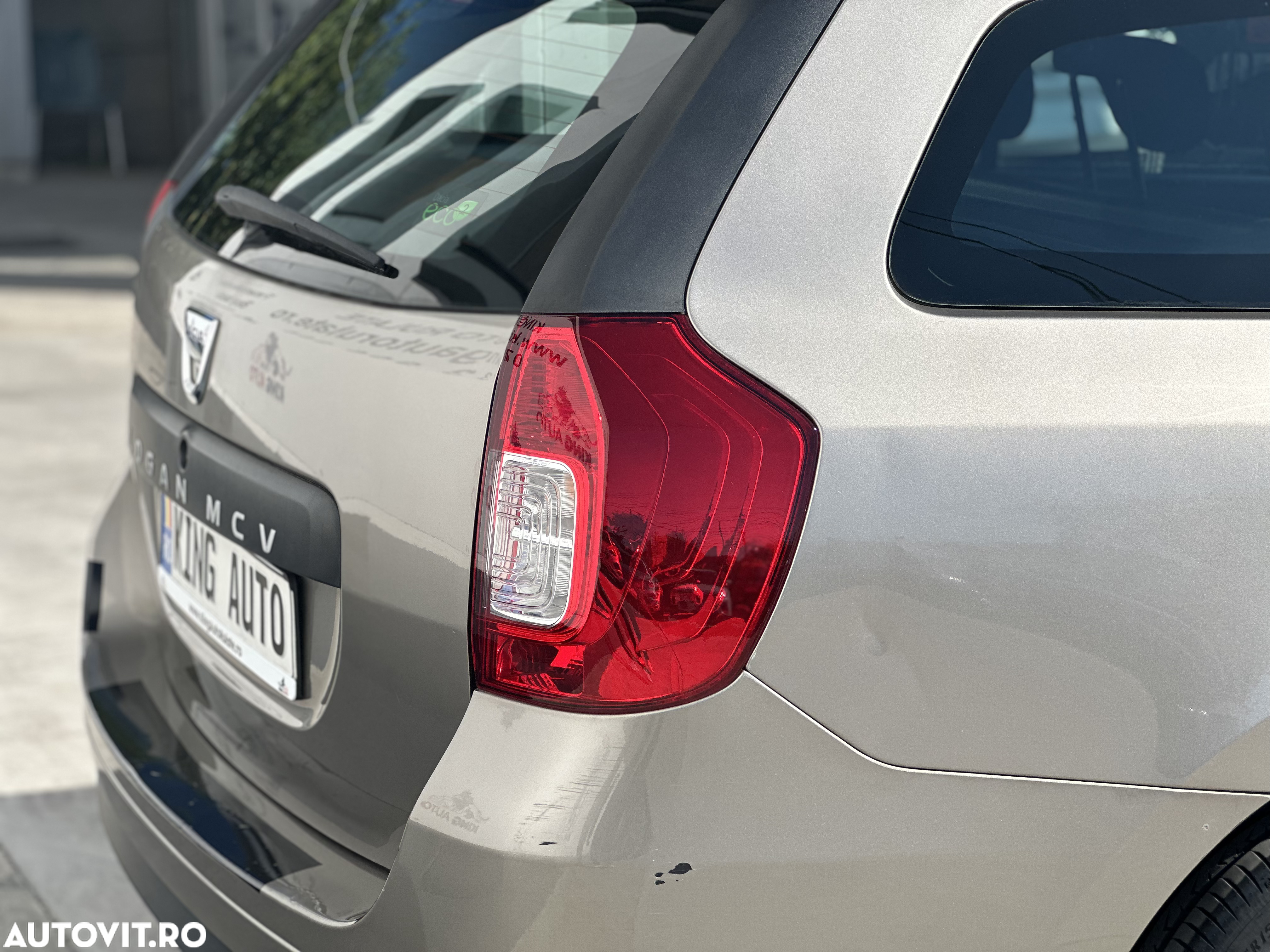 Dacia Logan MCV 0.9 Laureate - 8