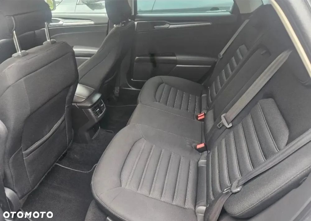 Ford Mondeo 1.6 TDCi Start-Stopp Titanium - 14