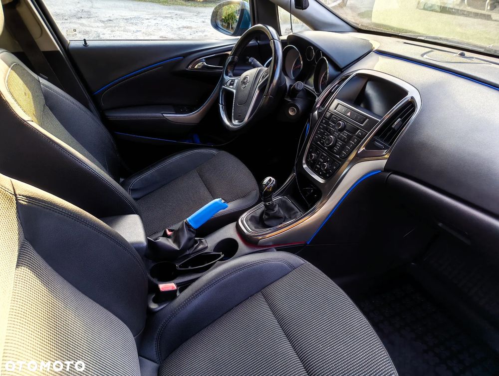Opel Astra - 13