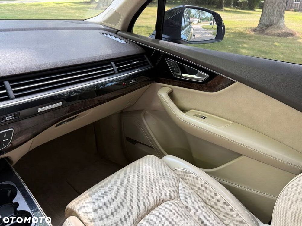 Audi Q7 3.0 TFSI Quattro Tiptronic - 14