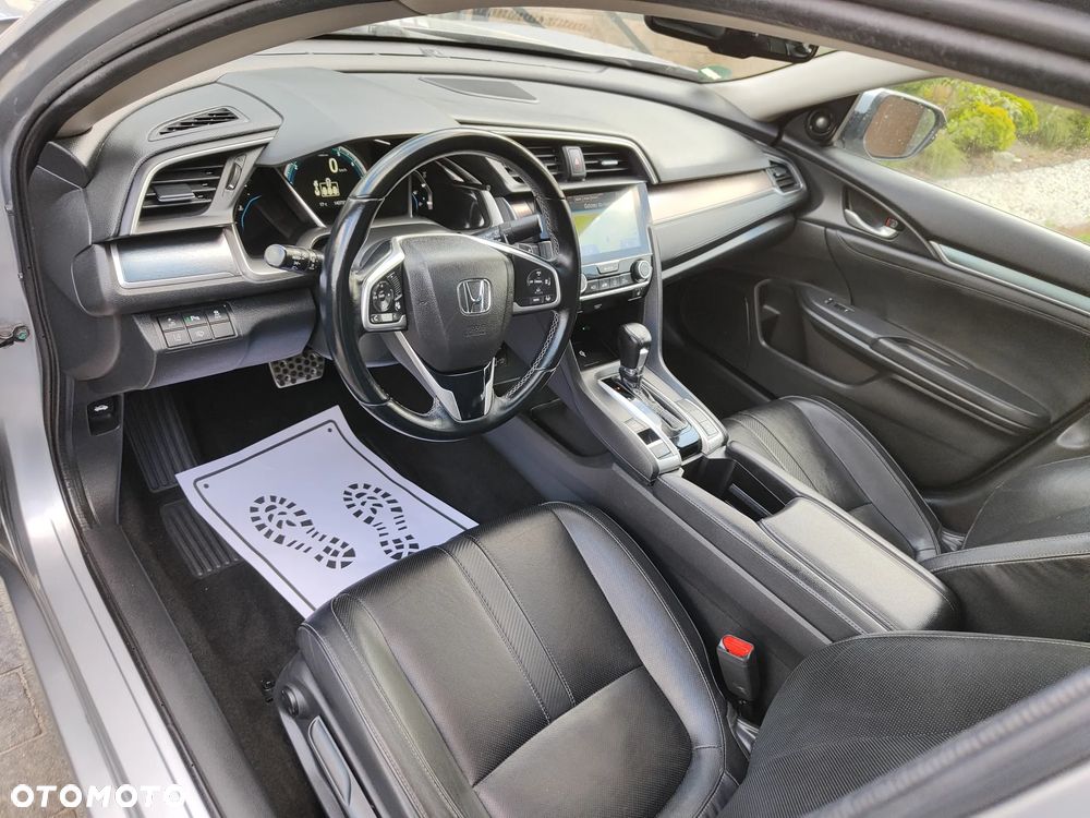 Honda Civic 1.5 i-VTEC Turbo CVT Executive - 13