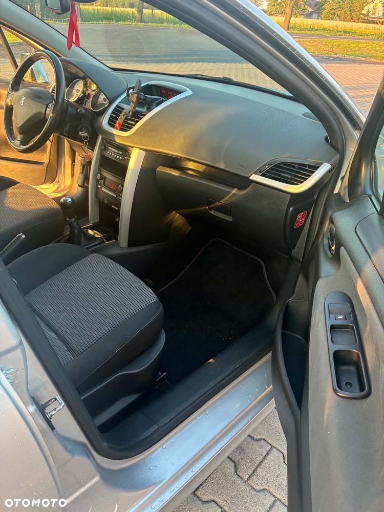 Peugeot 207 1.6 HDi - 9