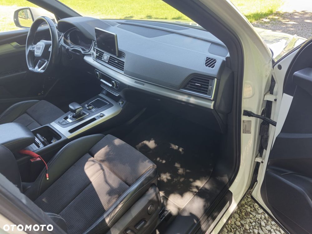 Audi Q5 2.0 TDI Quattro S tronic design - 8