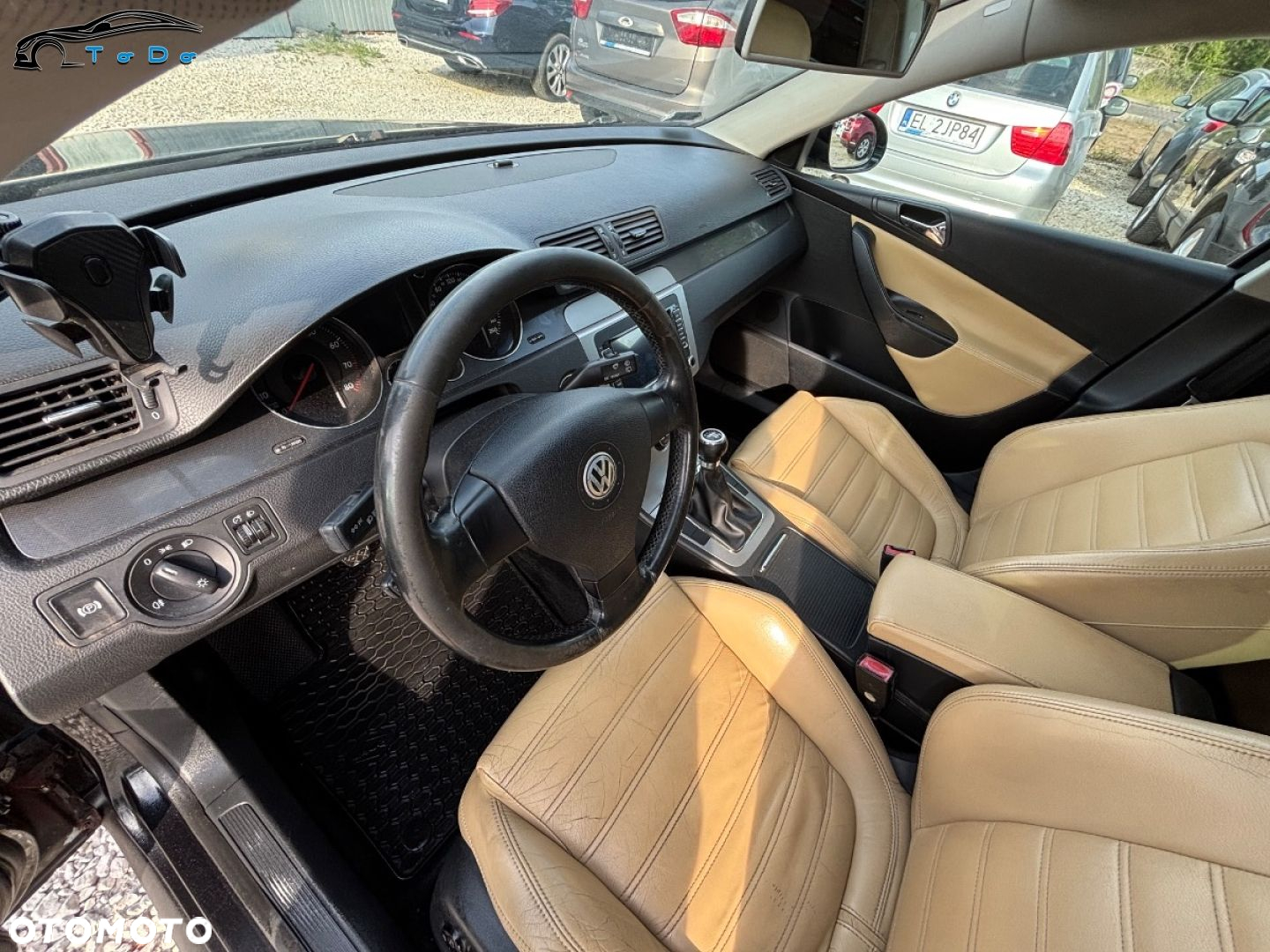 Volkswagen Passat 2.0 FSI Highline - 16