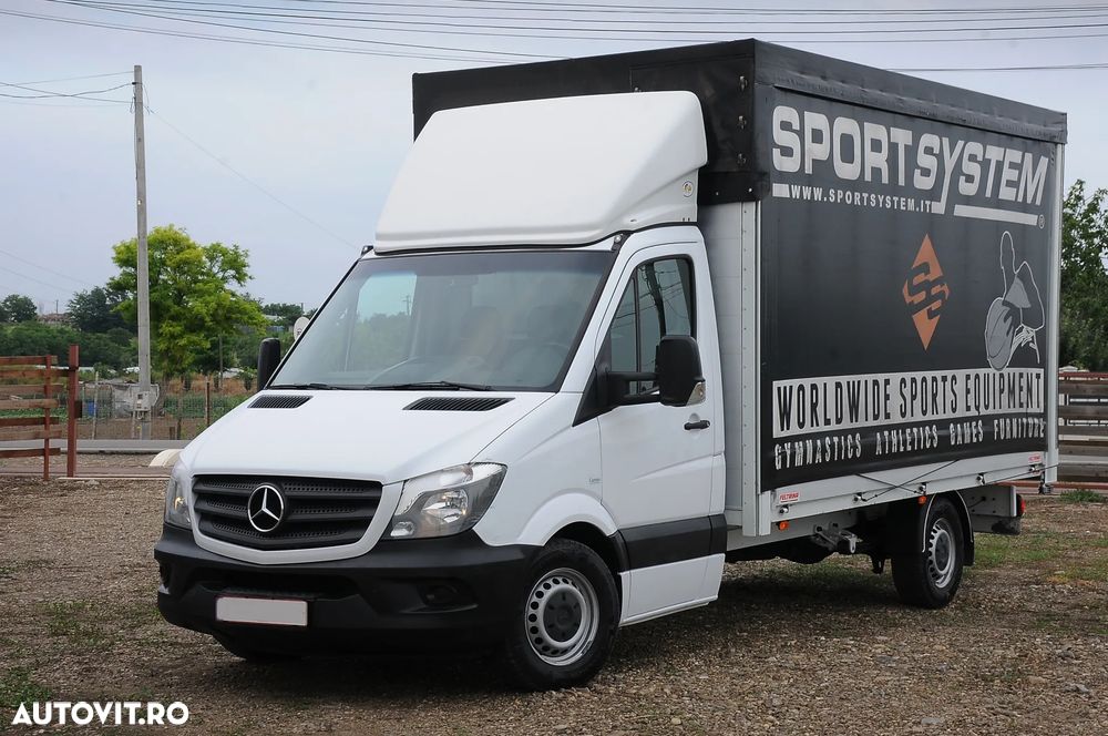 Mercedes-Benz Sprinter - 1