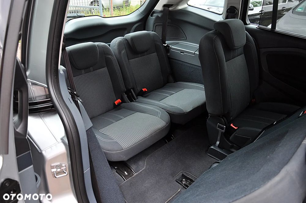 Ford Grand C-MAX 1.6 TDCi Trend - 25