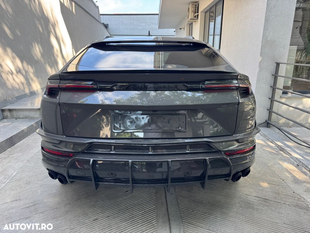 Lamborghini URUS - 4
