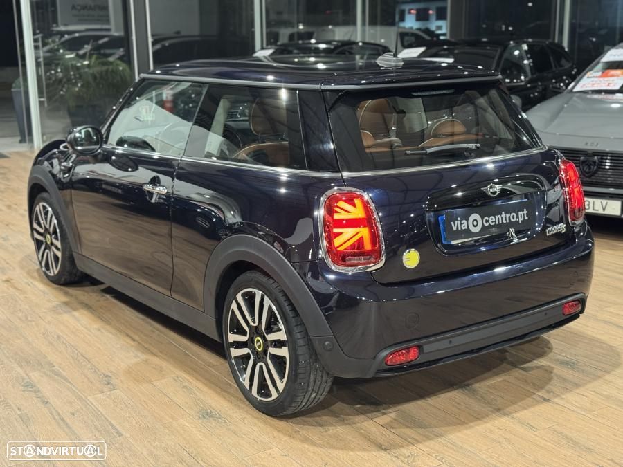 MINI 3 Portas Cooper SE Camden Edition - 4