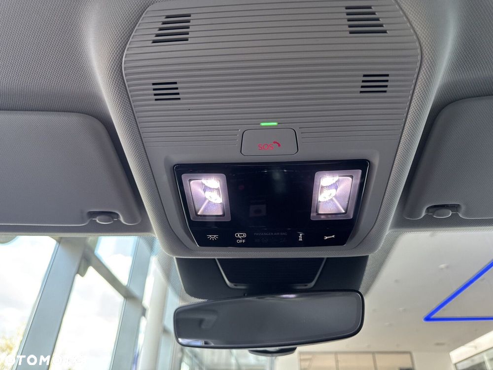 Volkswagen T-Roc - 28