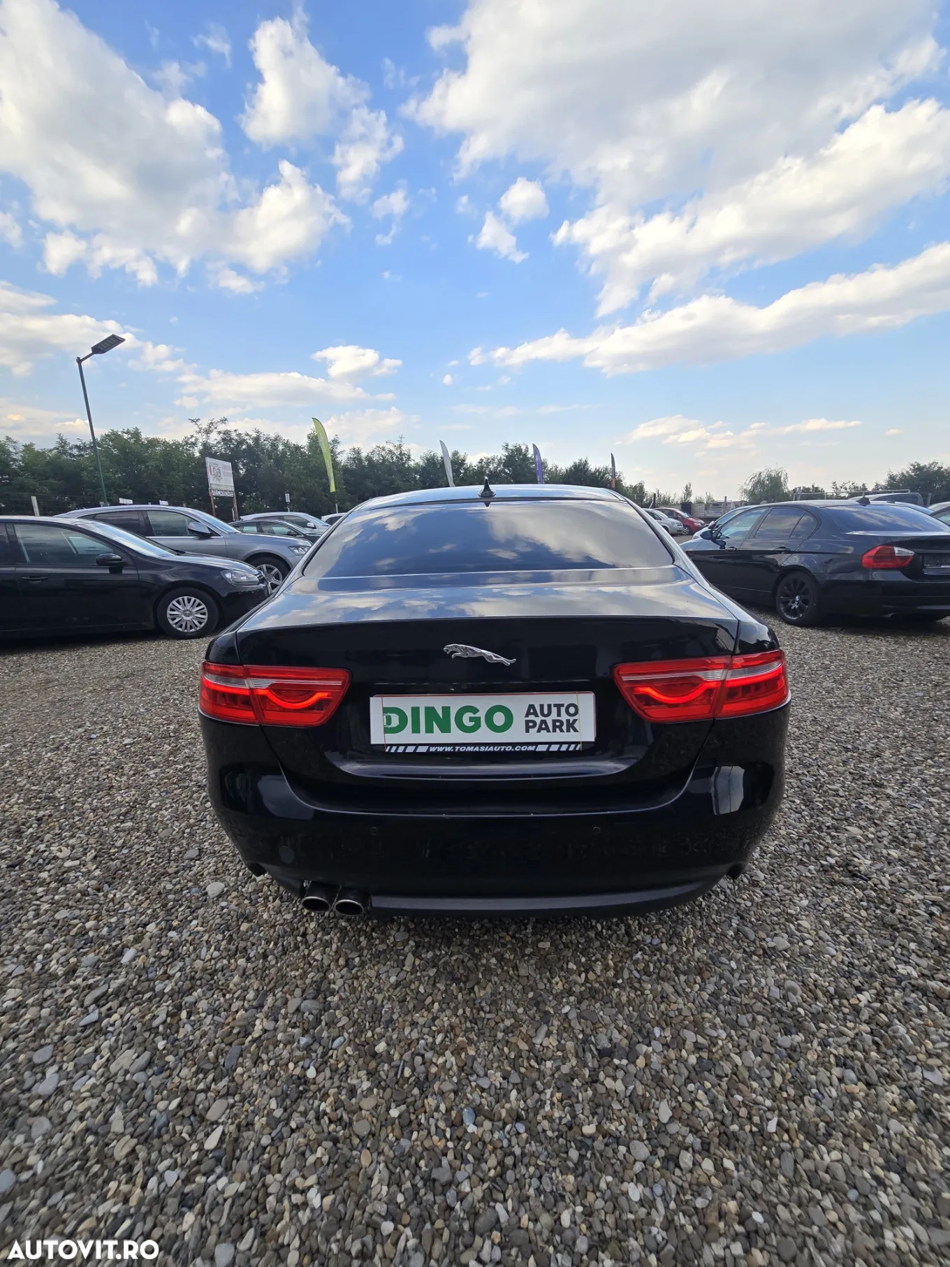 Jaguar XE 2.0 Prestige - 5