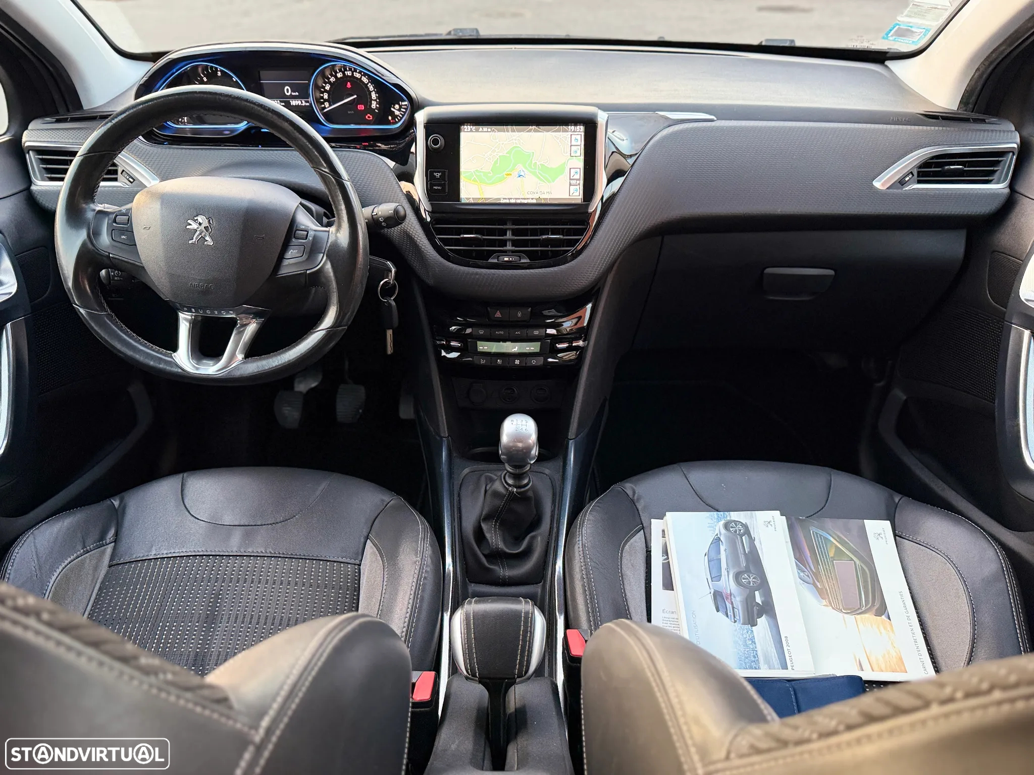 Peugeot 2008 1.6 e-HDi Allure - 4