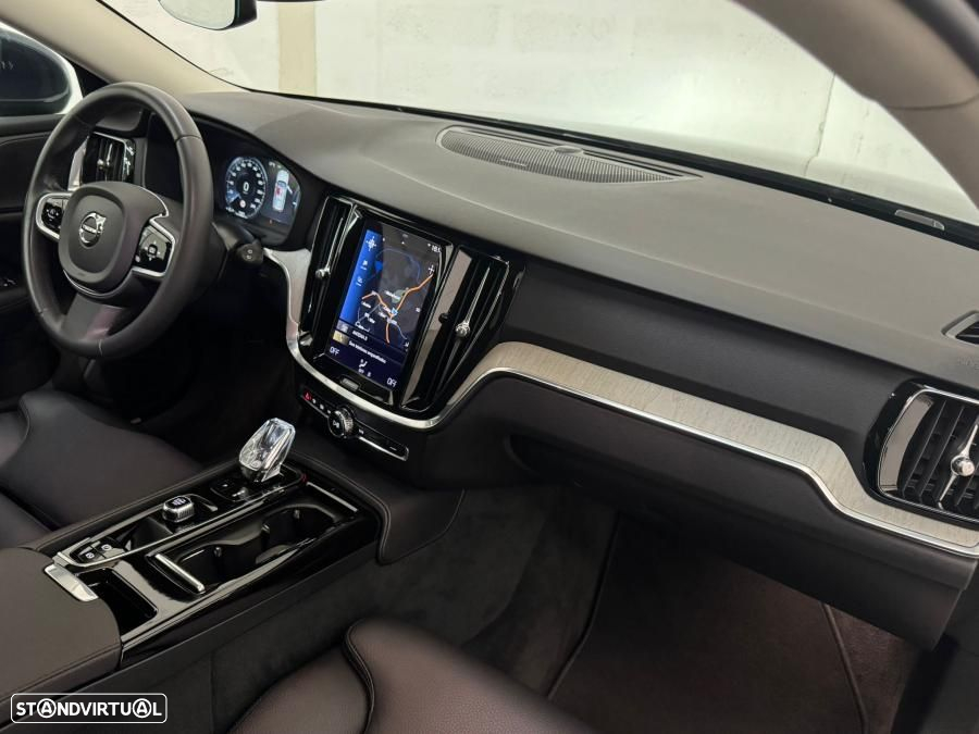 Volvo V60 2.0 T6 AWD TE Inscription - 37