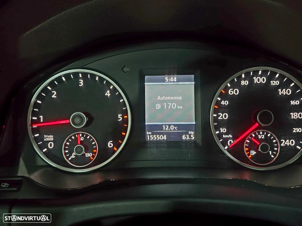 VW Tiguan 2.0 TDi Sport BlueMotion - 11