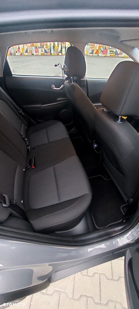 Hyundai Kona - 8