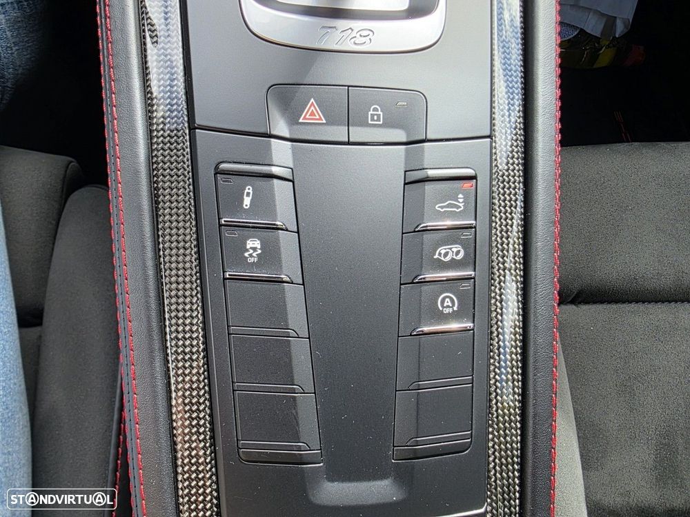 Porsche 718 Cayman 4.0 GTS PDK - 26