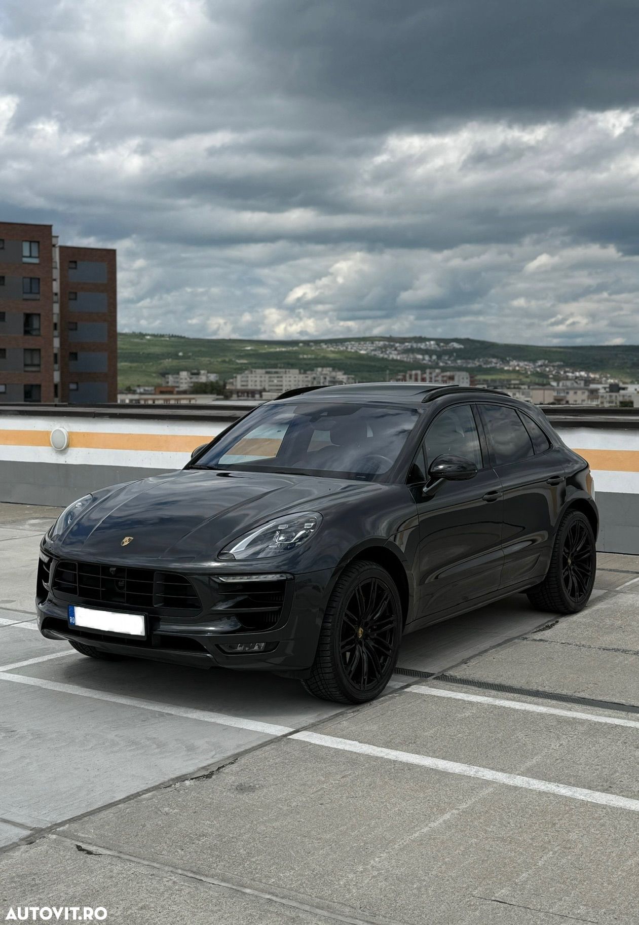 Porsche Macan GTS PDK - 1
