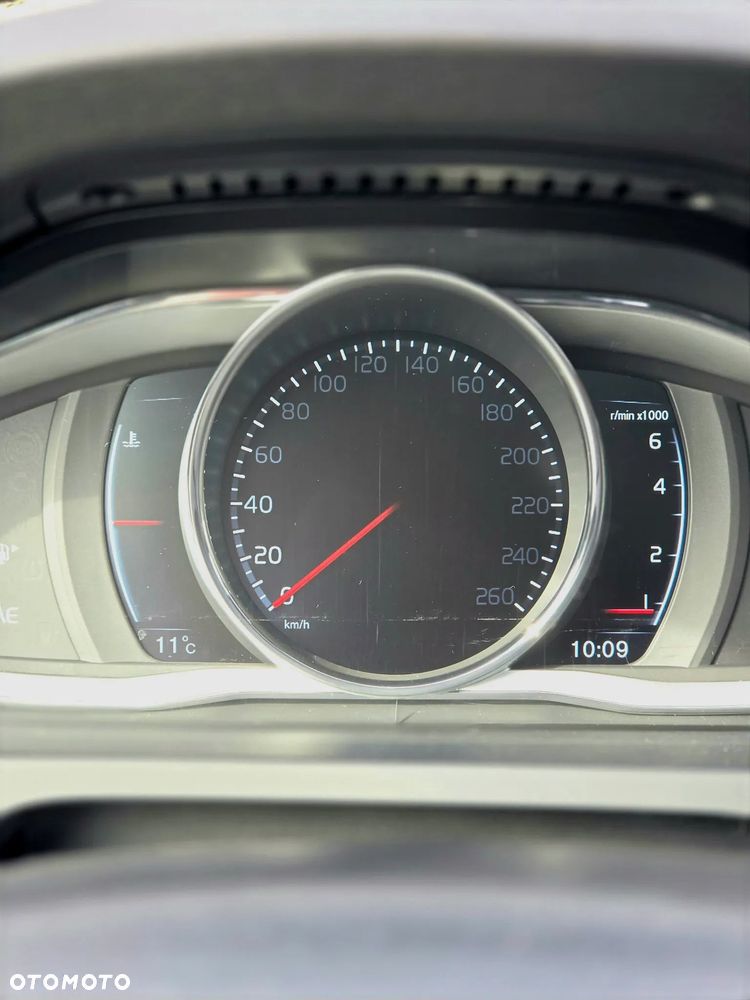 Volvo V60 T6 AWD Summum - 37