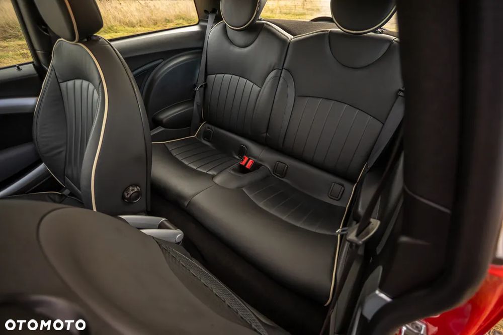 MINI Cooper S Standard - 19