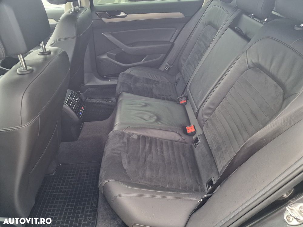 Volkswagen Passat 2.0 TDI DSG 4Motion Highline - 26