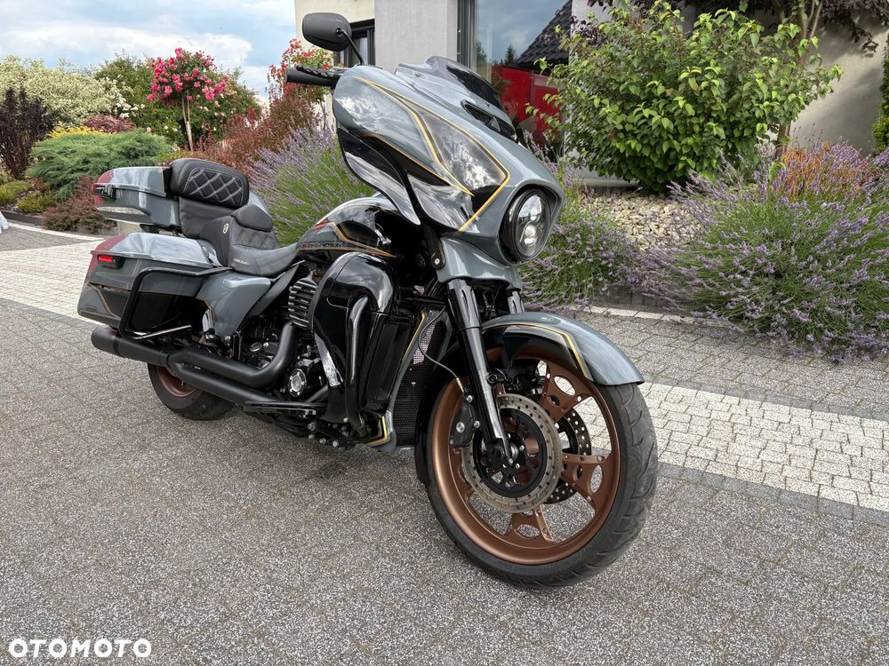 Harley-Davidson Touring Street Glide - 5