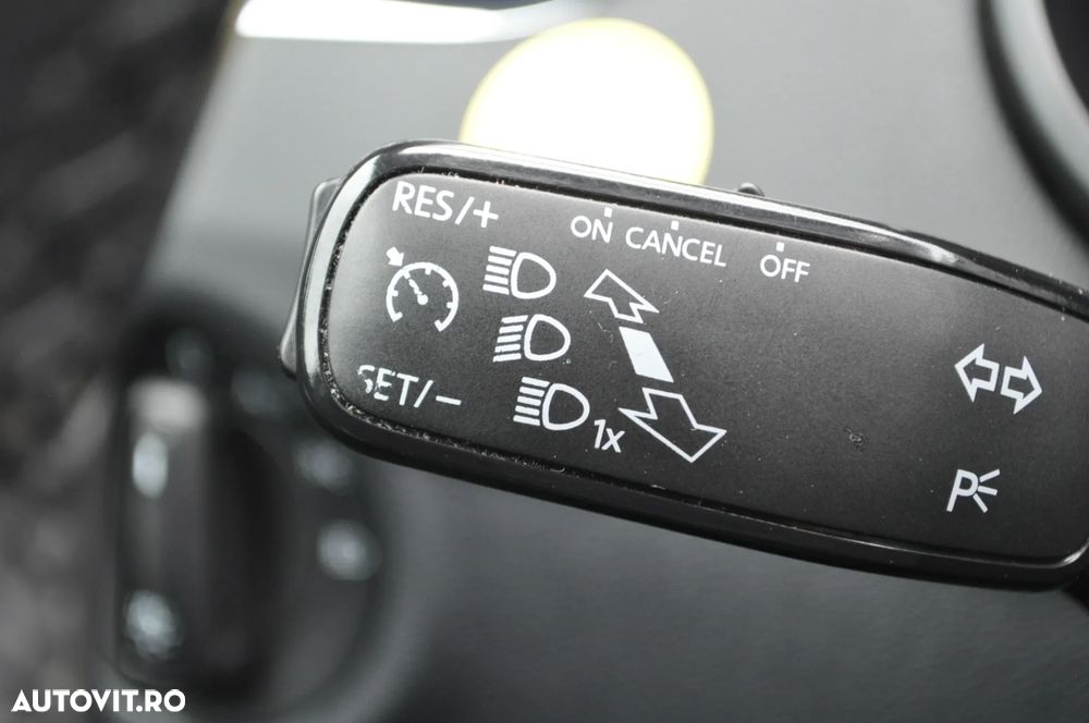 Skoda Octavia 2.0 TDI DSG Style - 27