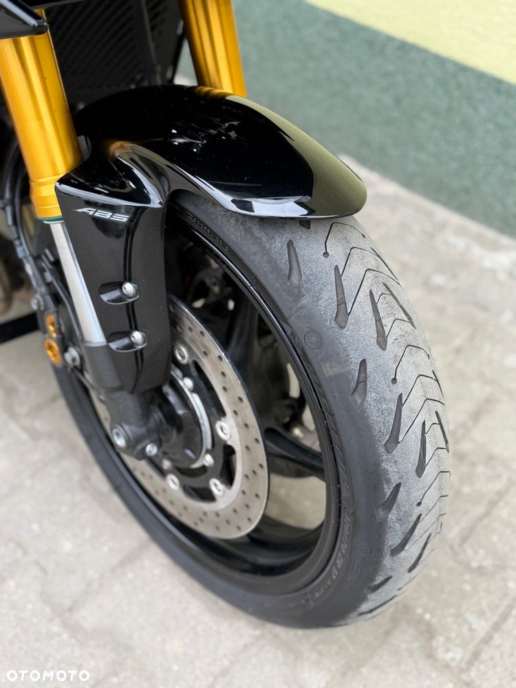 Yamaha FZ8 - 3