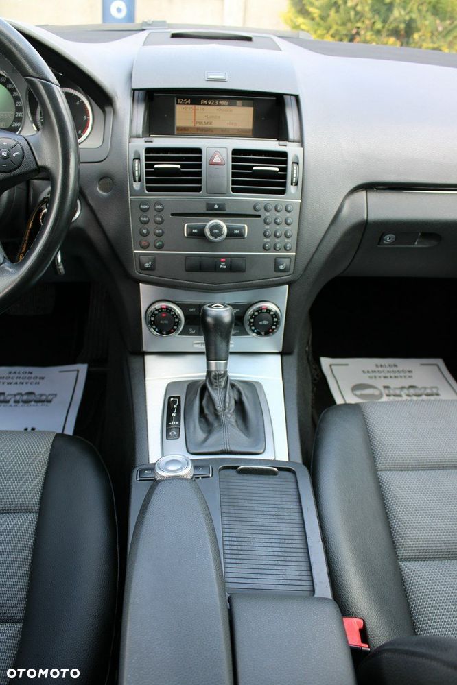 Mercedes-Benz Klasa C 220 (BlueTEC) d 7G-TRONIC Exclusive - 27