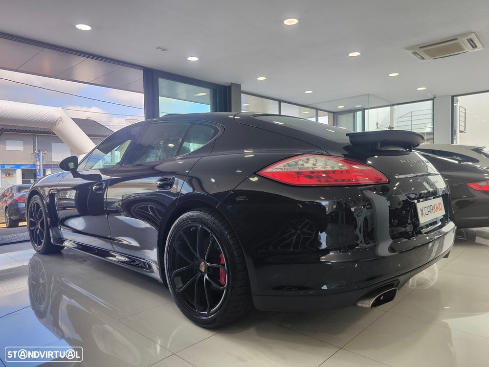 Porsche Panamera Platinum Edition - 5