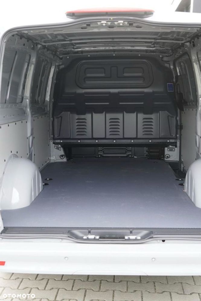 Mercedes-Benz VITO - 8