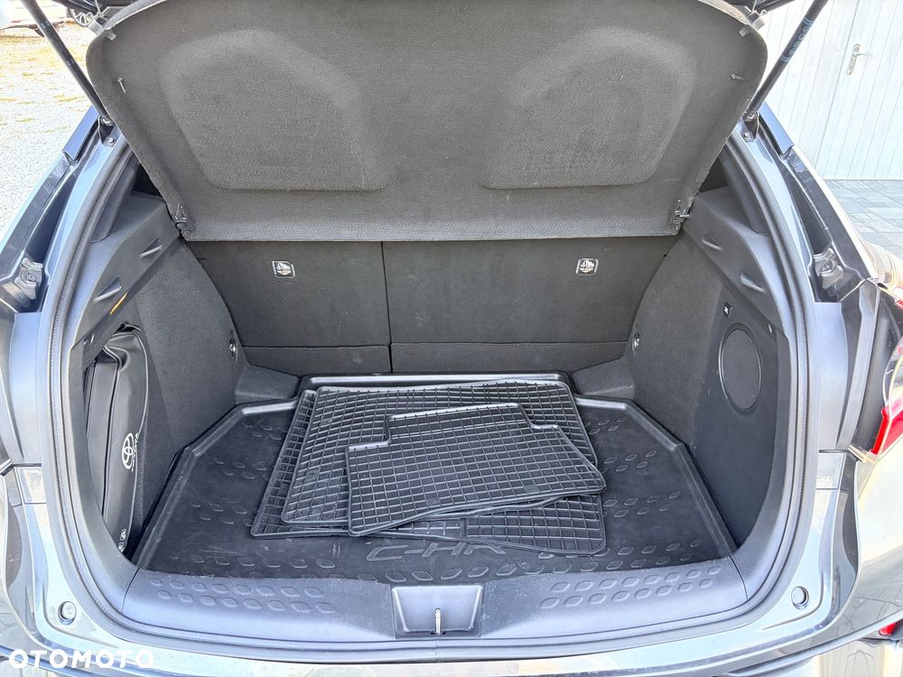 Toyota C-HR Style Selection - 16