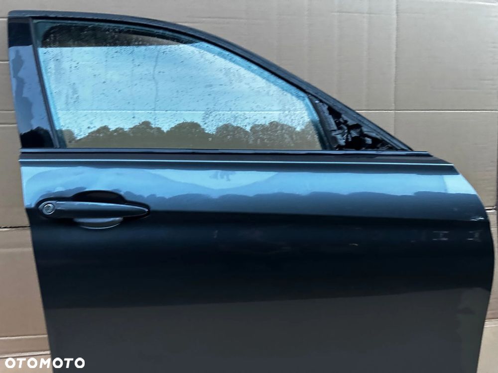 BMW 3 F30 F35 F31 2014 Drzwi przednie