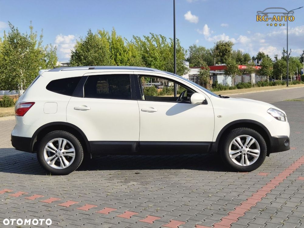 Nissan Qashqai+2 - 5