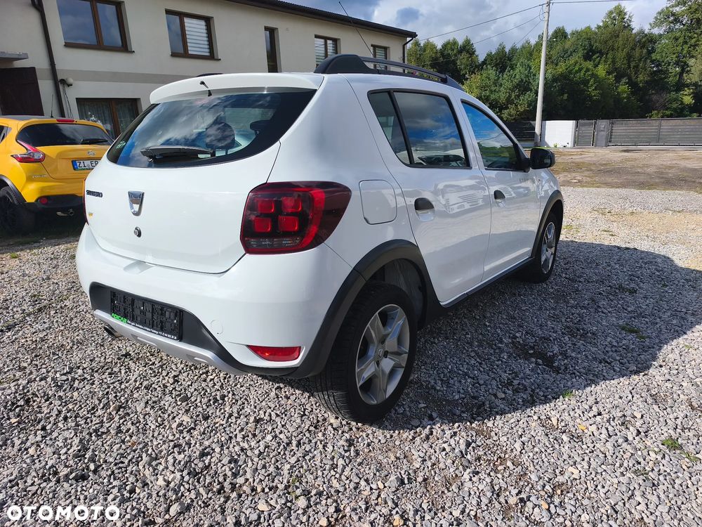 Dacia Sandero Stepway 0.9 TCe Laureate S&S - 11