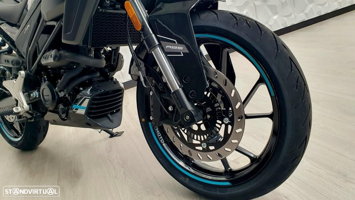 CF Moto 125NK - 12