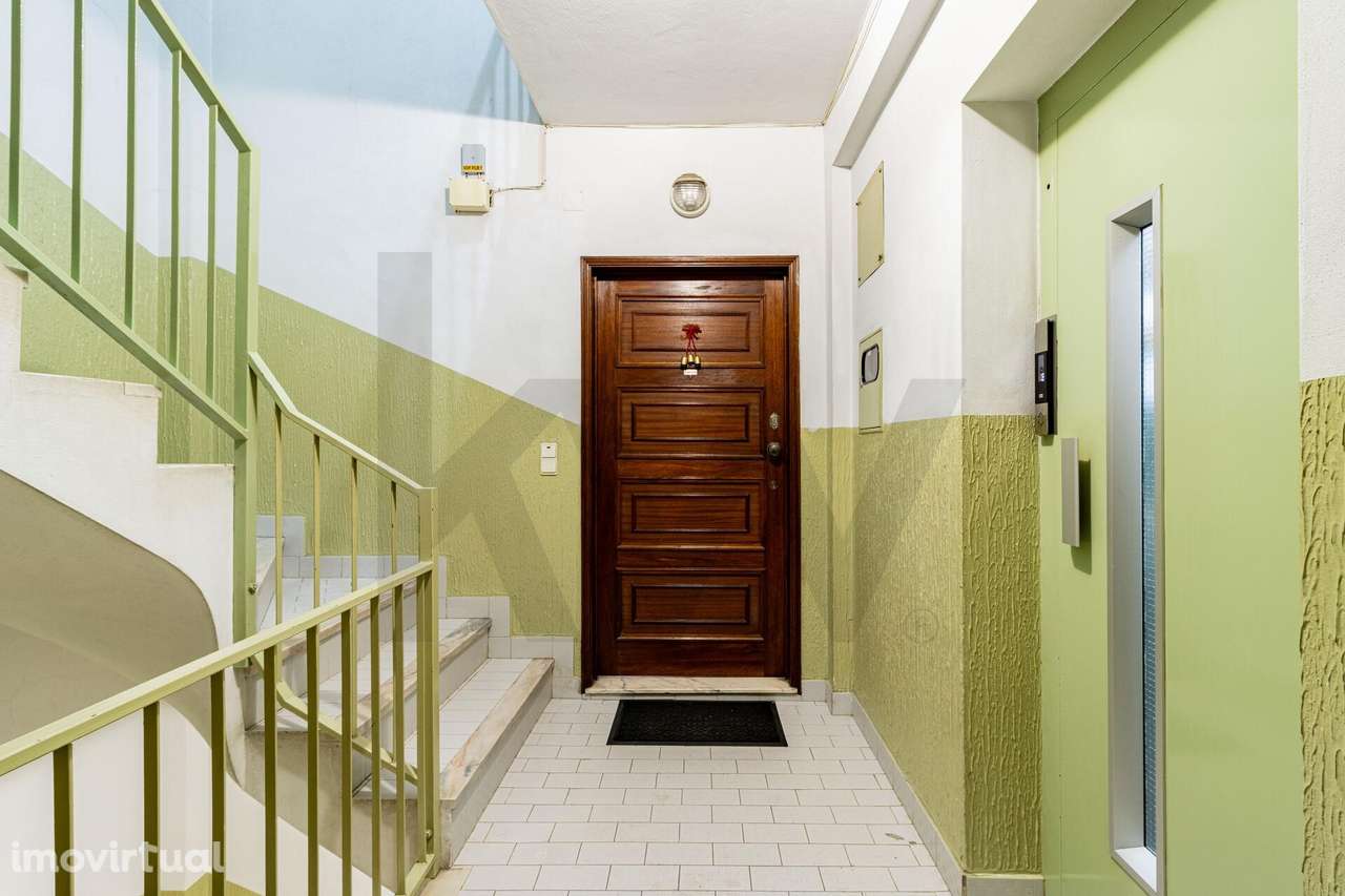 Apartamento T3 em São João da Madeira - com varandas, Localização Estr - Grande imagem: 3/35