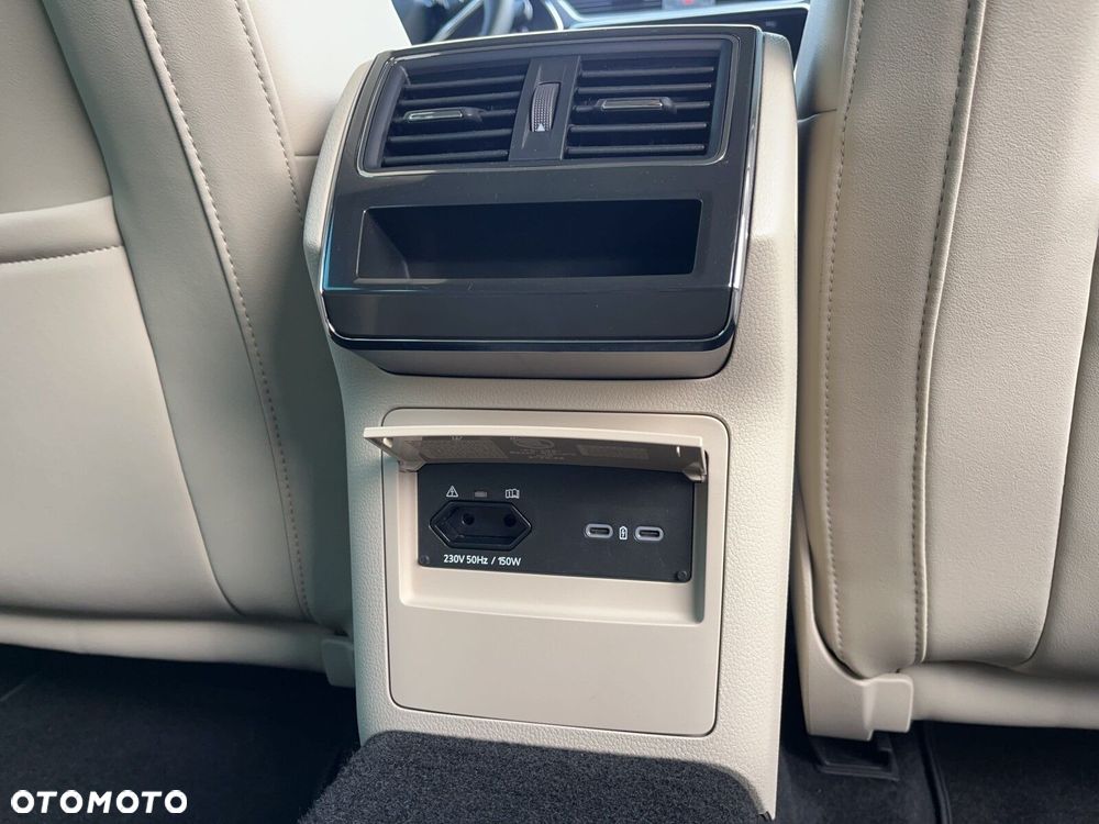 Skoda Superb 2.0 TDI SCR 4x4 L&K DSG - 13