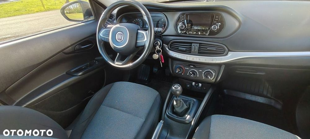 Fiat Tipo 1.4 16V - 9