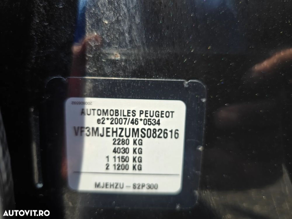 Peugeot 5008 2.0L BlueHDI EAT8 S&S GT - 9