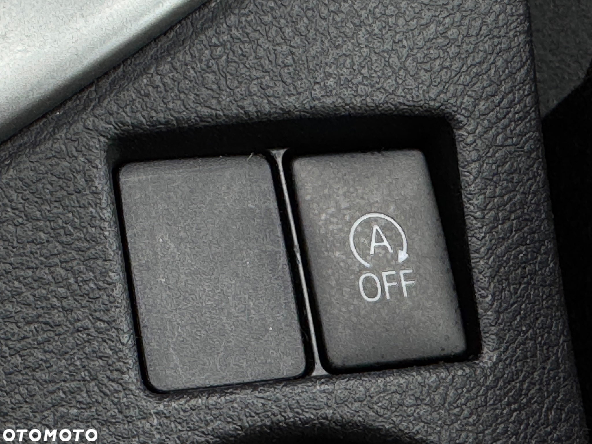 Toyota Auris 1.33 Dual-VVT-i Touring Sports Edition - 26