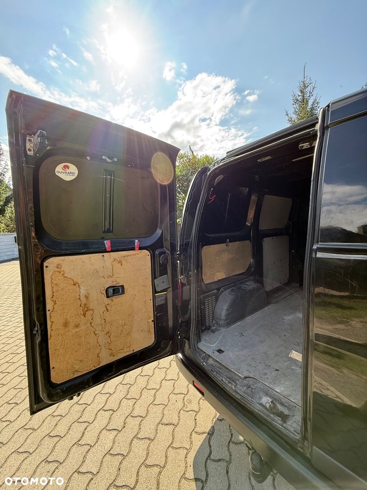 Nissan Nv200 - 17