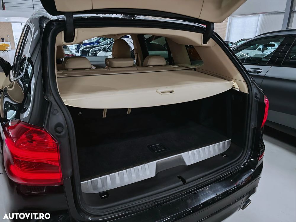 BMW X3 xDrive30e AT PHEV - 31